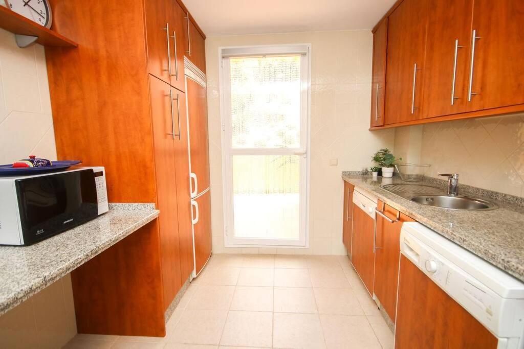 Lovely 2 Bedroom Apt Near Golf Los Lagos Elviria Marbella Dış mekan fotoğraf